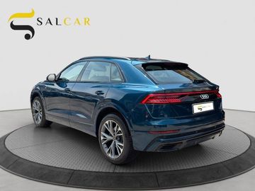 Audi Q8 - 7