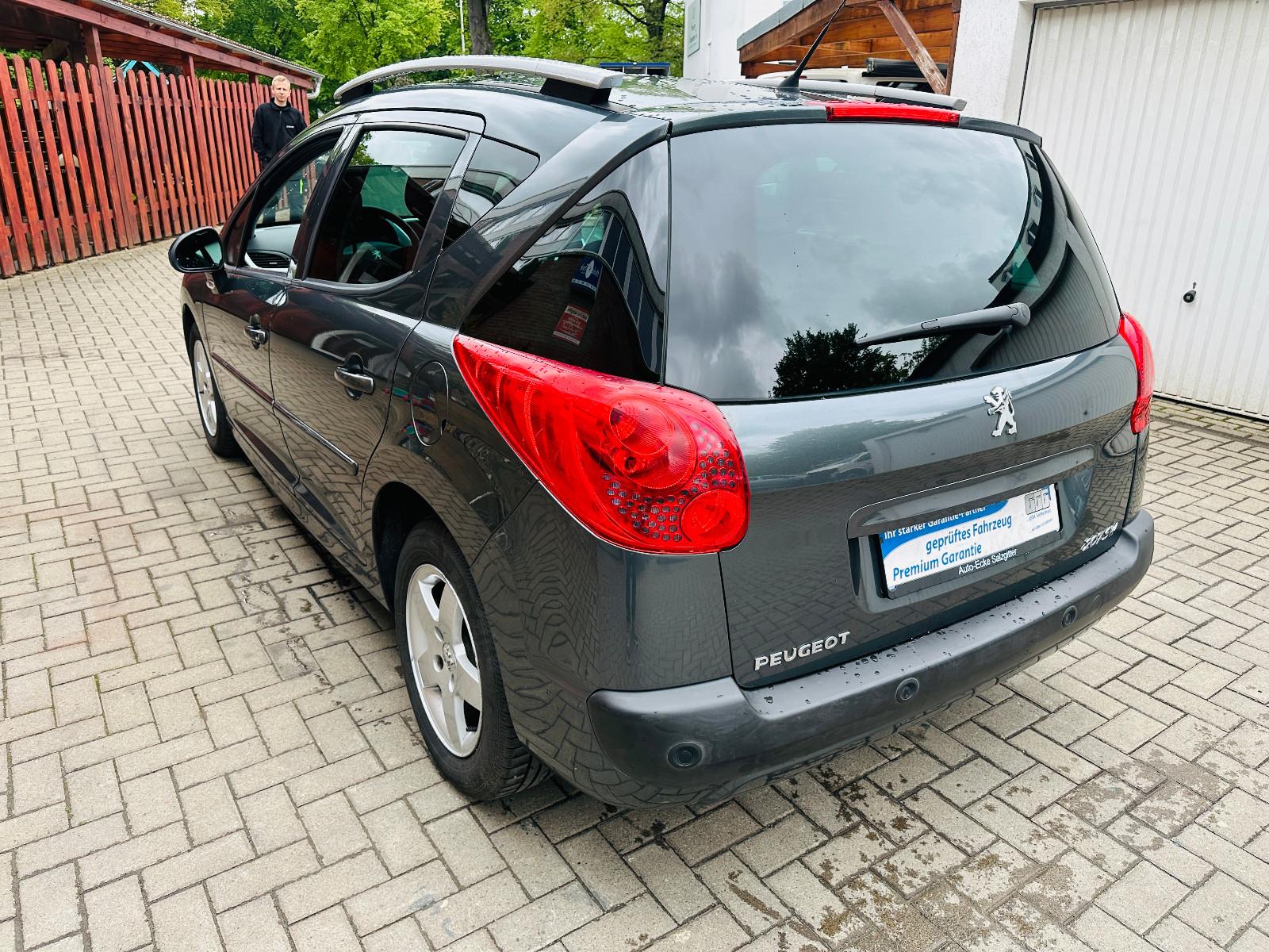 Peugeot 207 2012 — photo 9