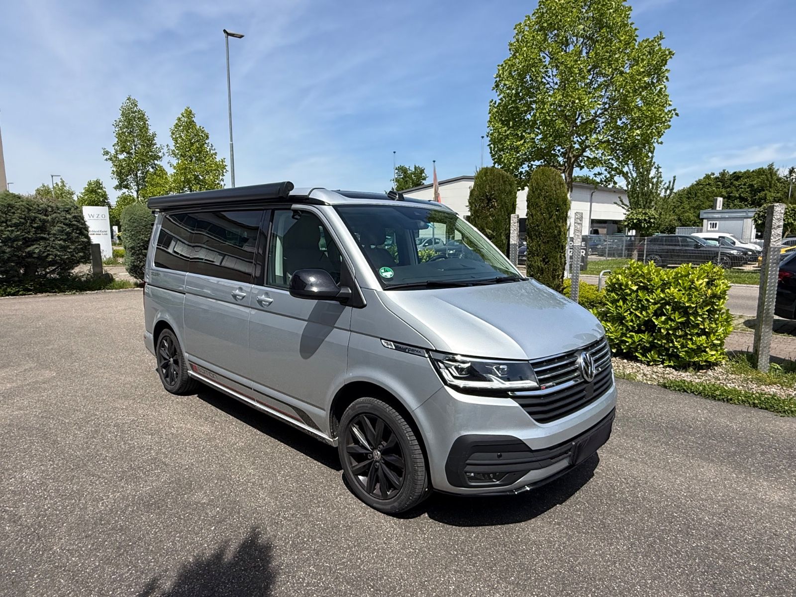 Volkswagen T6.1 California Edition Red . 2