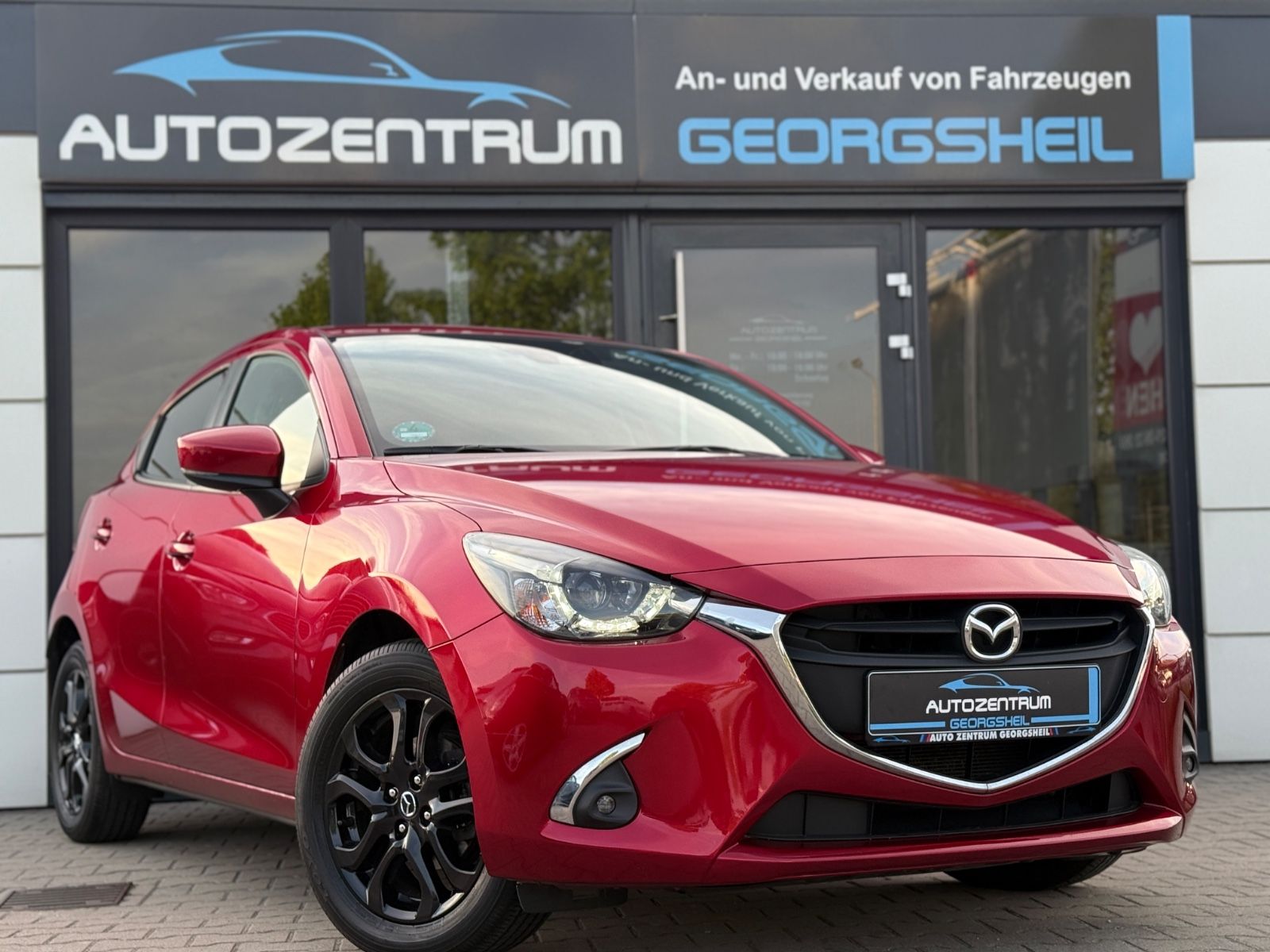 MAZDA 2