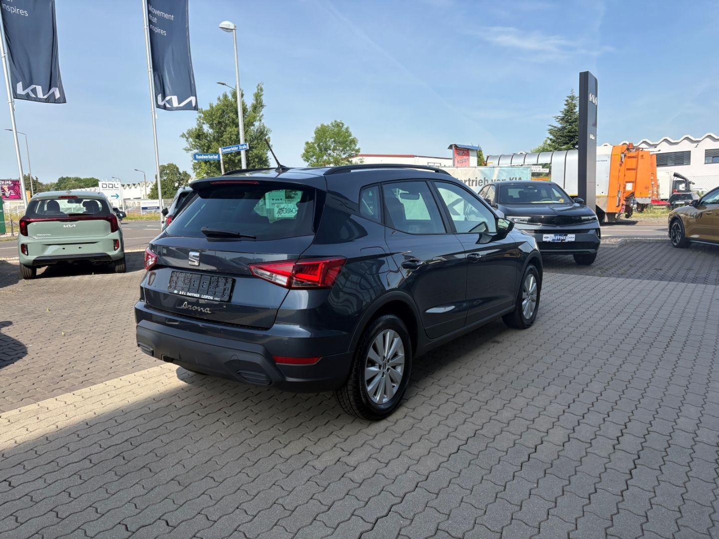 Fahrzeugabbildung SEAT Arona Navi Digitales Cockpit LED Sperrdiff. Appl