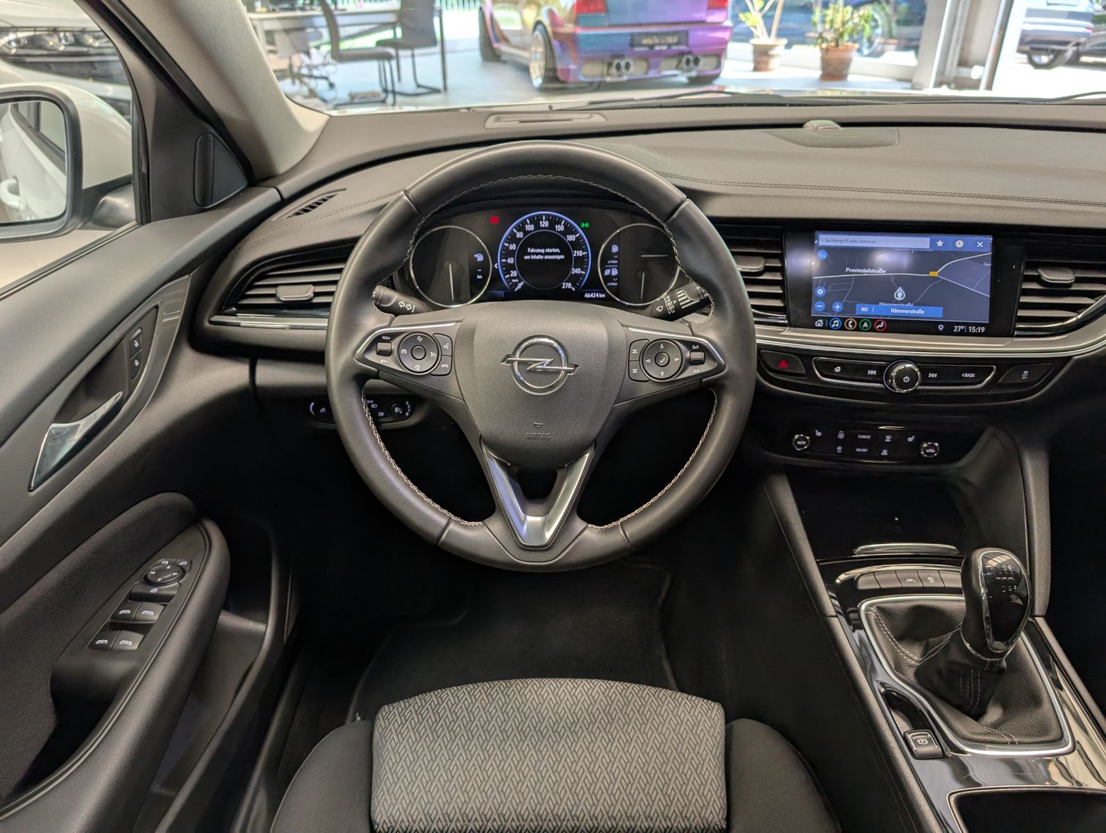 Fahrzeugabbildung Opel Insignia 1.6 CDTI Edition Tempomat PDC SHz AHK