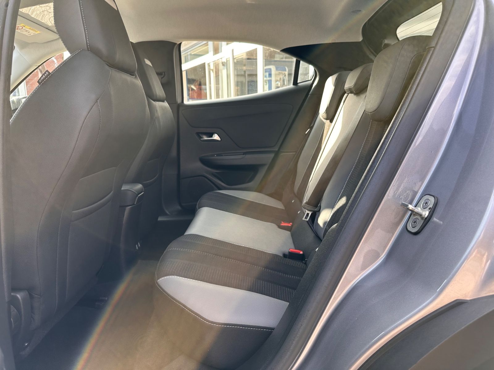 Fahrzeugabbildung Opel Mokka Business Elegance LED/PDC/APP/Kamera/Kessy