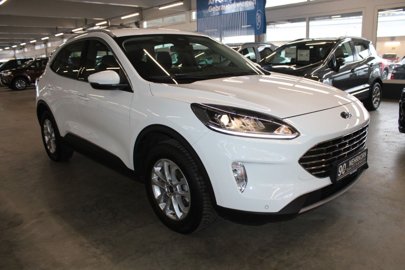 Fahrzeugabbildung Ford Kuga PHEV Aut. Titanium AHK NAVI WinterPaket