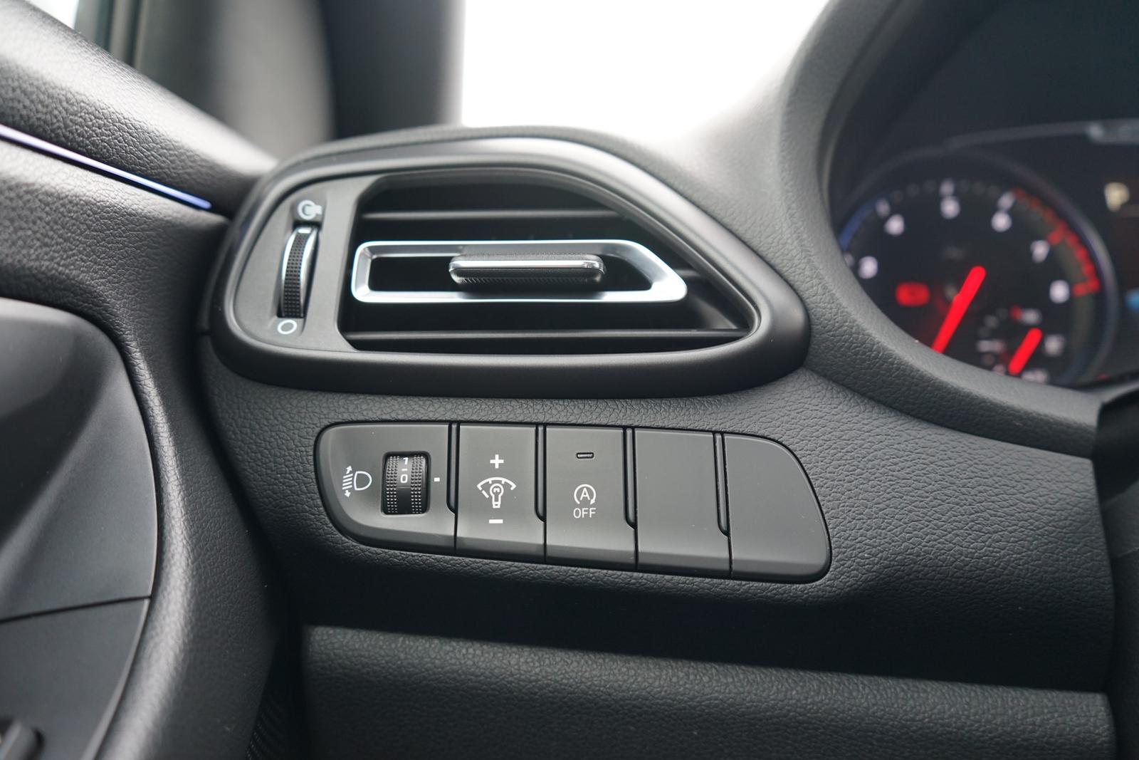 Hyundai i30 Fastback 2.0 T-GDI N Performance LED Navi, миниатюра 28