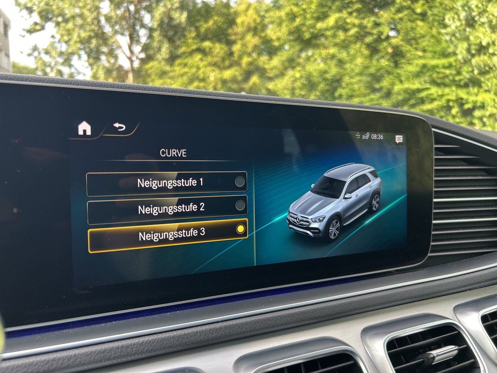 Fahrzeugabbildung Mercedes-Benz 4M AMG int+22" E-Active DISTRO Memo MLED HUD