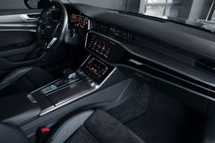 AUDI RS6 Avant 4.0 TFSI*Matrix*B&O*Dynamik*Keramik22"