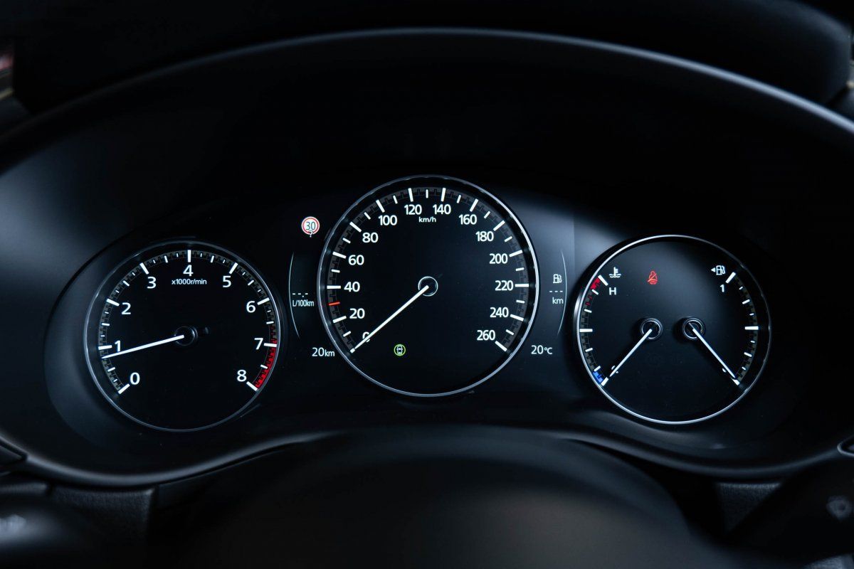Fahrzeugabbildung Mazda CX-30 X 2.0i 186PS AWD EXCLUSIVE DESI