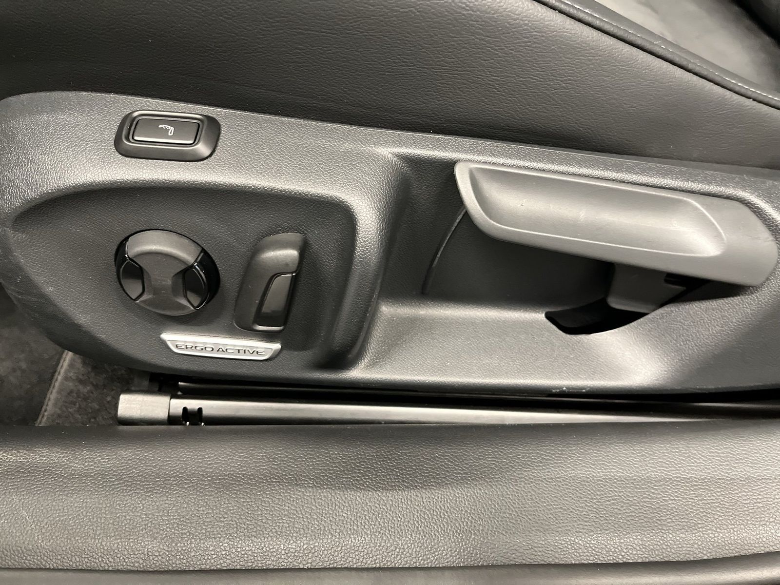 Volkswagen Passat Variant - Bild 16