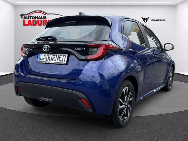 Yaris Hybrid Team Deutschland *Navi + Apple CarP