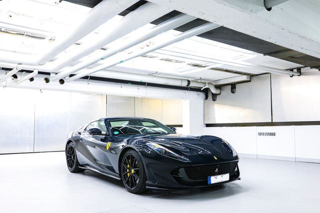 Ferrari 812 GTS 850 KM Racing seats Lift LED Blu Pozzi