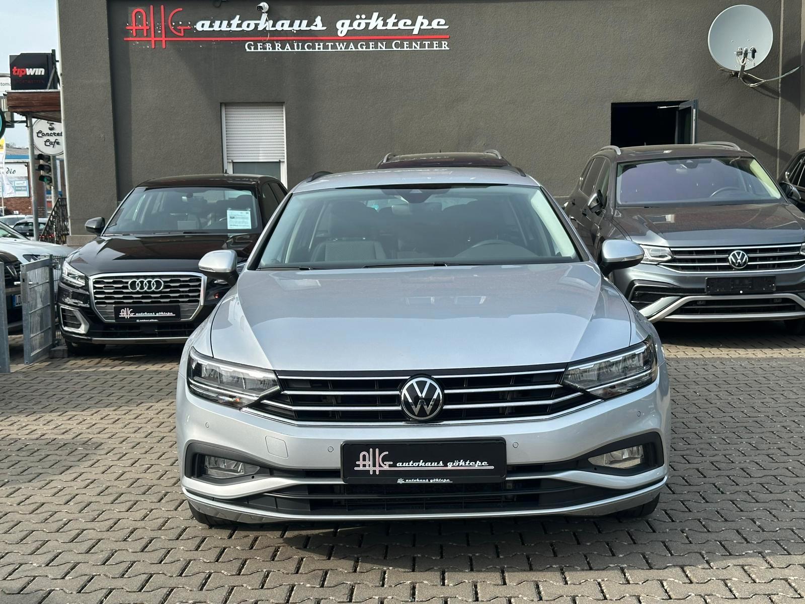 Volkswagen Passat Variant 2.0 TDI DSG *1.HAND*AHK*KAMERA*