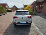Volkswagen T-Roc 1.5 TSI  DSG MOVE direkt von Werksangeh. - Volkswagen: Direkt