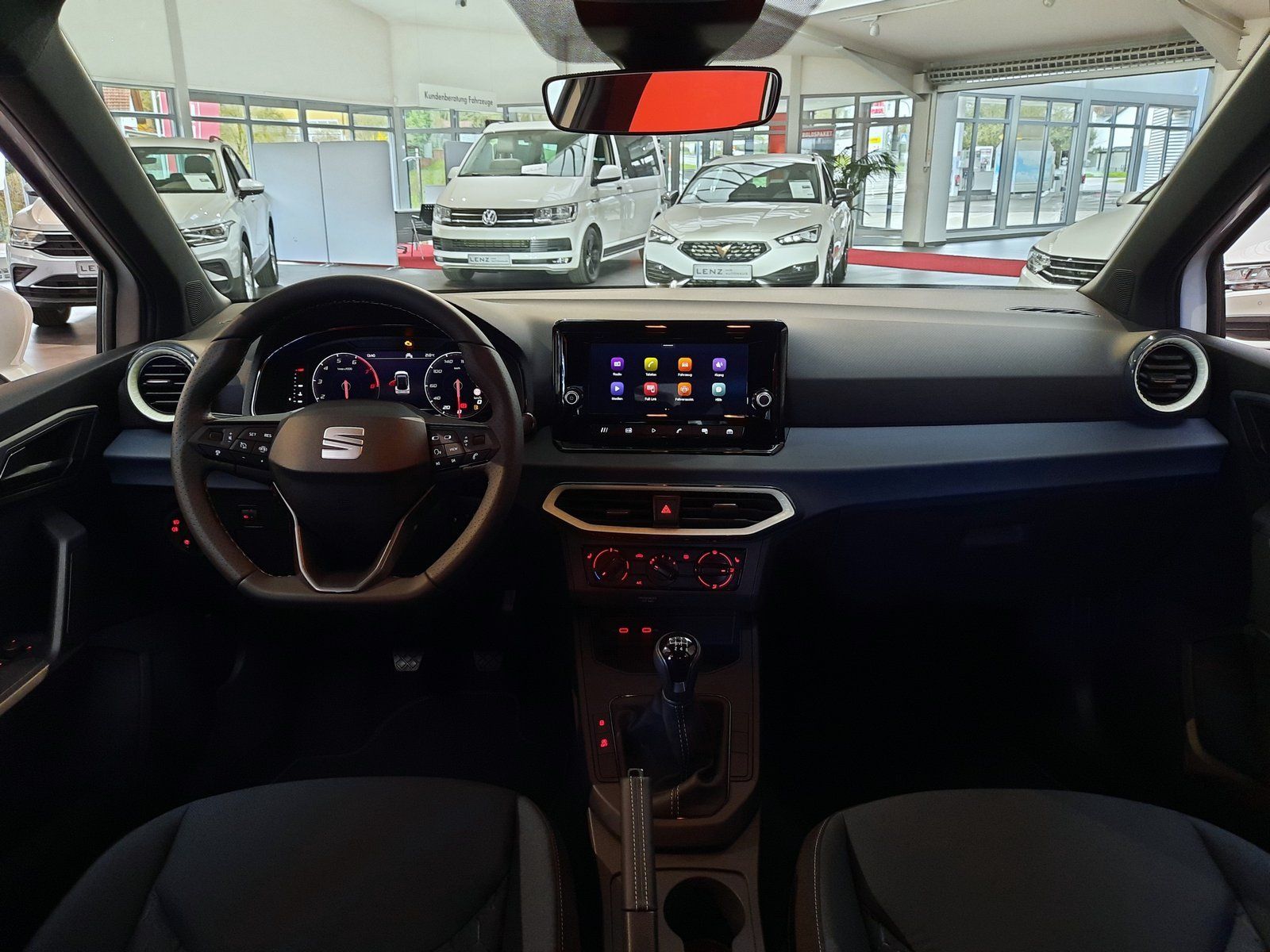 Fahrzeugabbildung SEAT Arona Facelift Style TSI*LED*Sitzhzg*PDC*ACC*APP