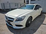 Mercedes-Benz CLS 350 Shooting Brake / d 4Matic/360°/ACC/PANO - schwarze Mercedes-Benz CLS Shooting Brake