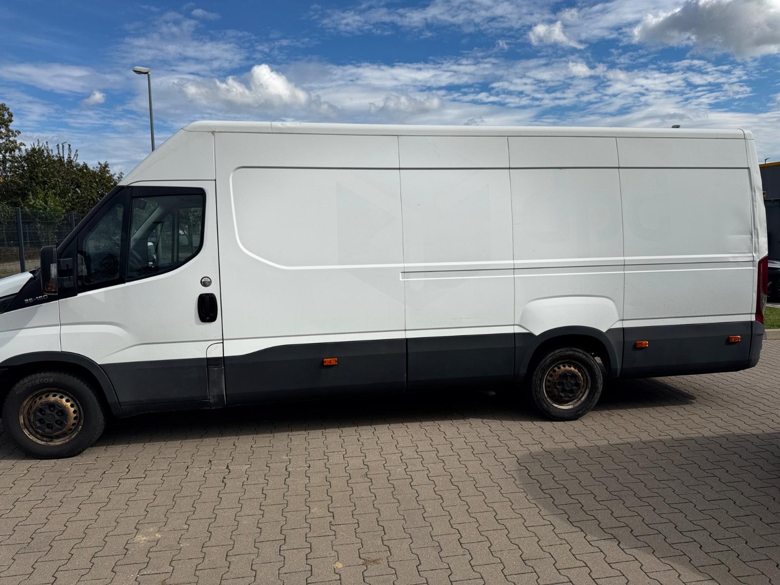Iveco ANDERE Daily Kasten HKa 35 S ... V Radstand 4100