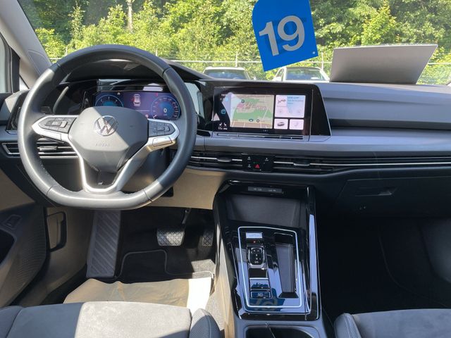 Golf Variant Style TDi DSG Navi AZV Kamera