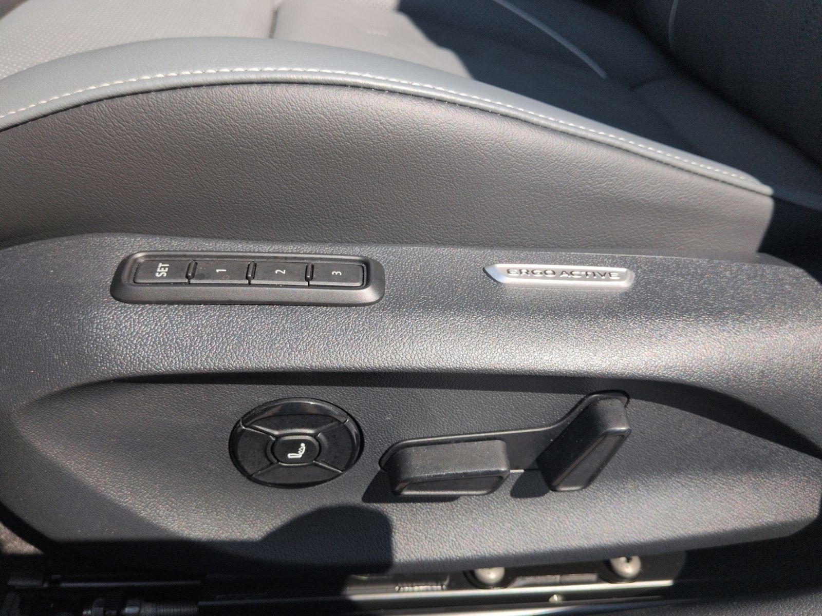 Passat Variant 2.0 TDI DSG 4M Elegance AHK+