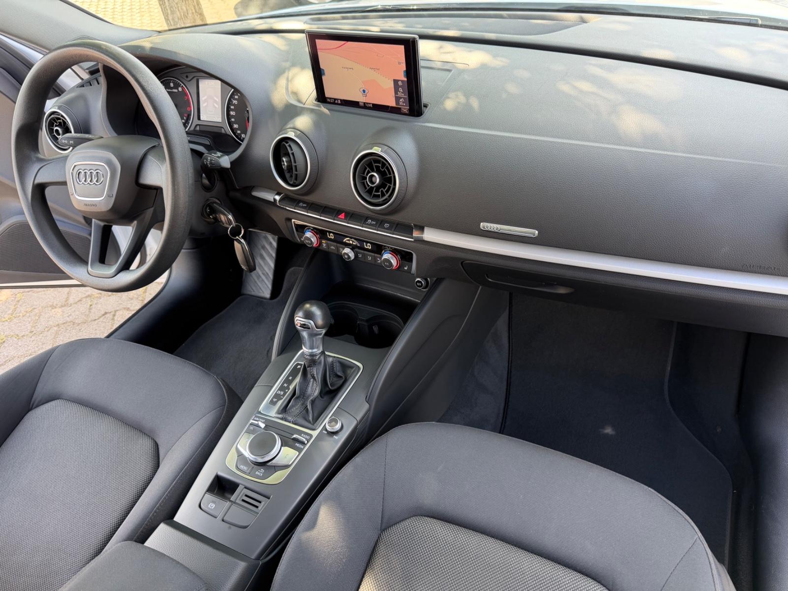 Audi A3 Sportback basis