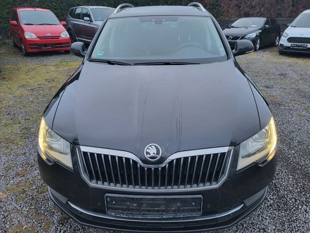 Skoda Superb Combi Elegance