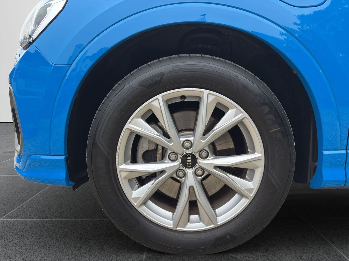 Audi Q3 1,4 eTFSI S Line Bluetooth LED foto 15