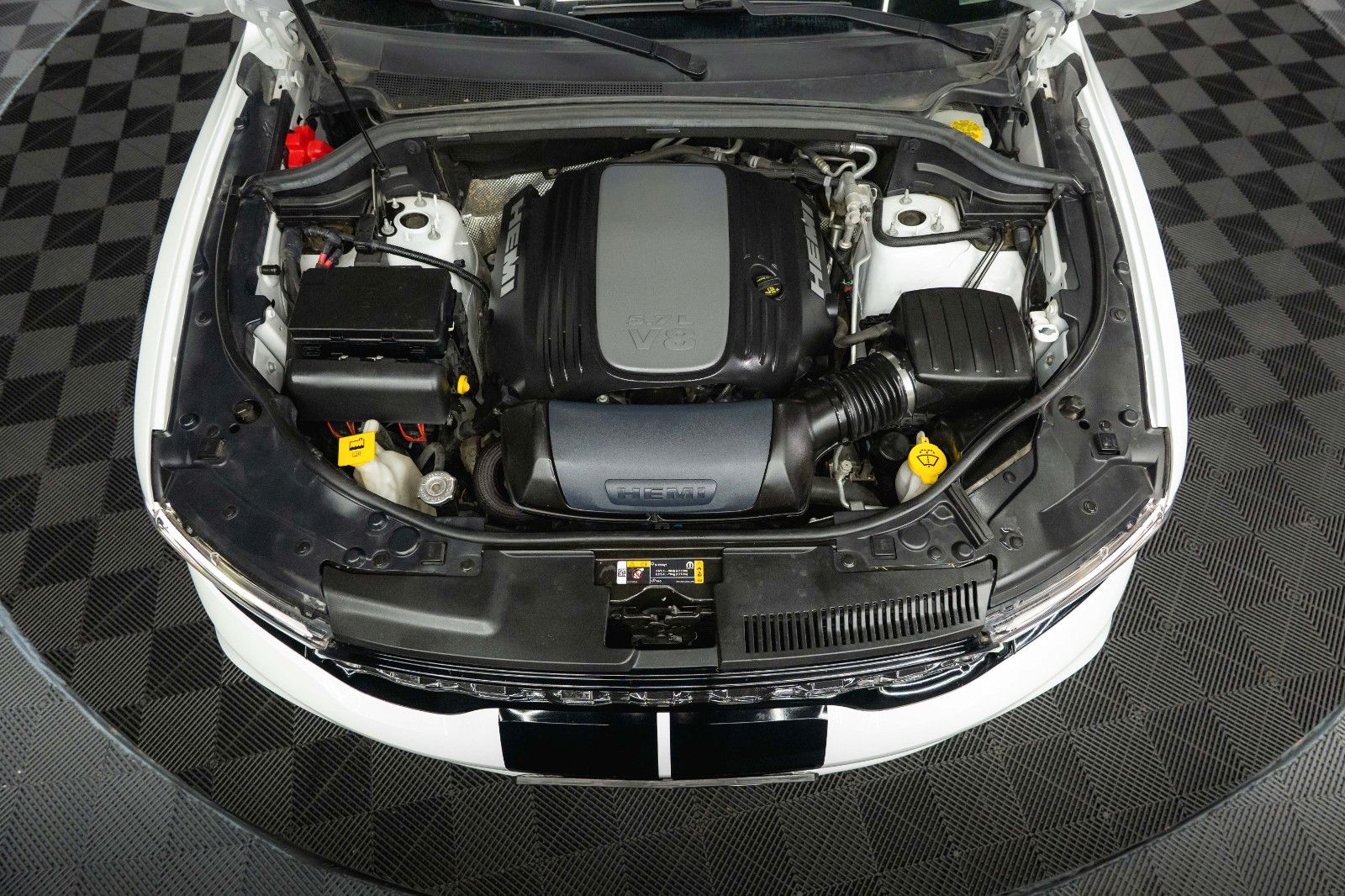 Fahrzeugabbildung Dodge Durango 5.7 V8 R/T SRT 4x4 Night-Paket Modell 22