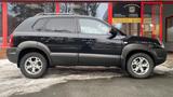 Hyundai TUCSON 2.0 GLS 4WD Klimaautomatik - Hyundai TUCSON aus 2009: Gls