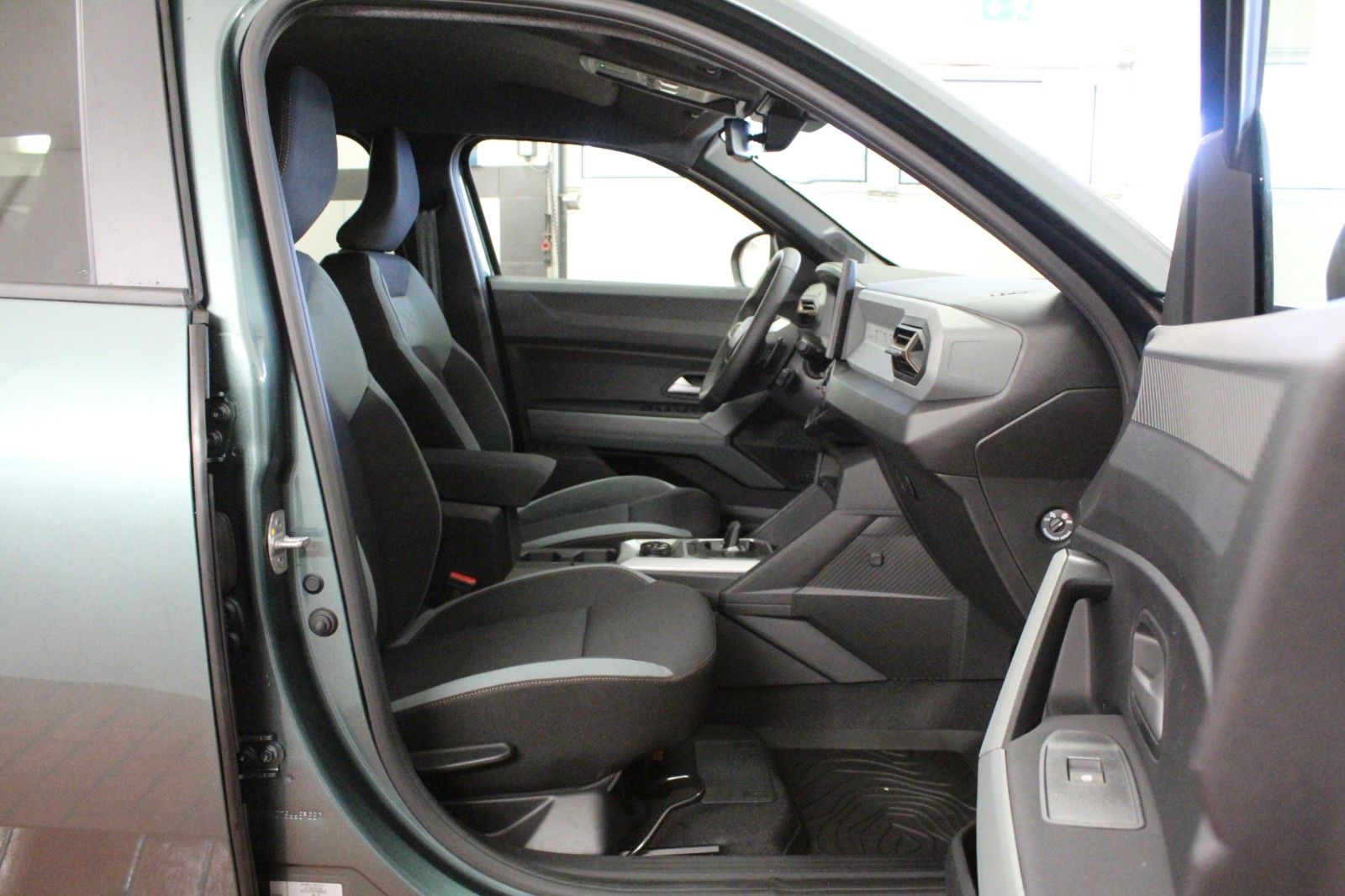 Fahrzeugabbildung Dacia Duster hybrid-G 150 4x4 Extreme MY26