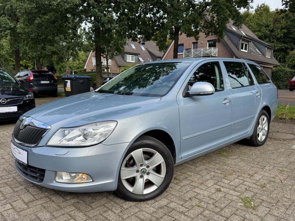 Skoda Octavia 1 HAND /PDC/NAVI/SZH/TEMP/XENON