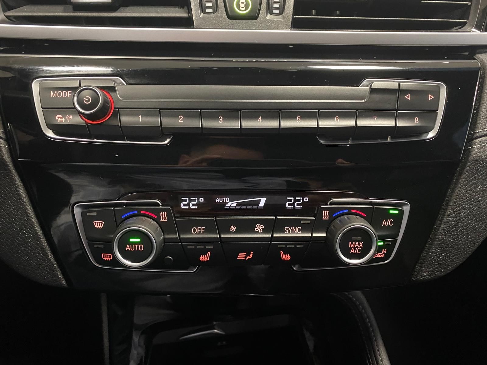 Fahrzeugabbildung BMW X1 sDrive20i M Sport+LEDER+NAVI+KAMERA+M Paket