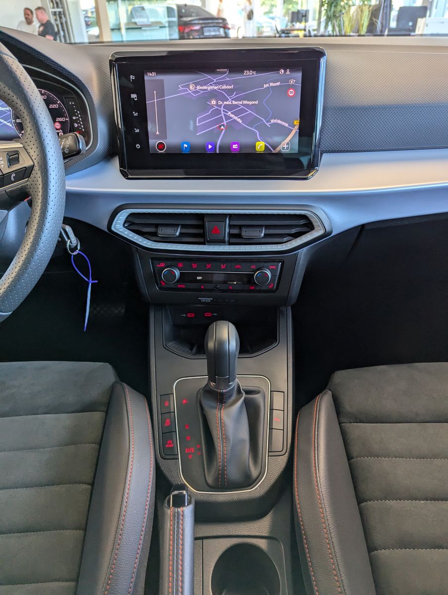 SEAT Ibiza FR DSG Virtual Dinamica LED Kamera ACC 18" - Image 17