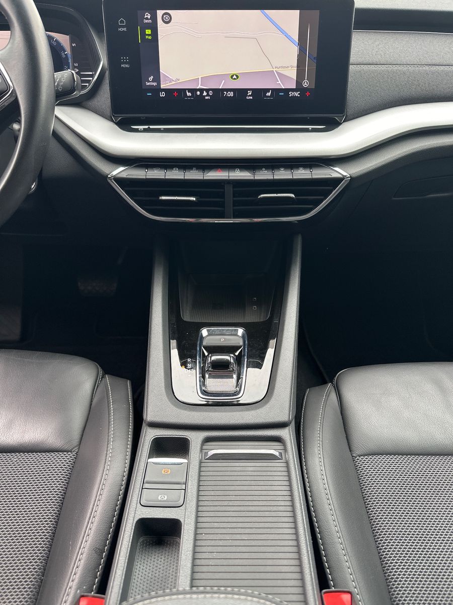 Fahrzeugabbildung SKODA Octavia Combi Style NAV+LED+KAMERA+AHK+ACC+17ZO