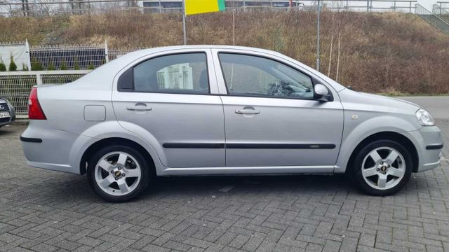 Chevrolet Aveo 1.4 LT/ Tolles Auto / TÜV NEU / Klima / AHK