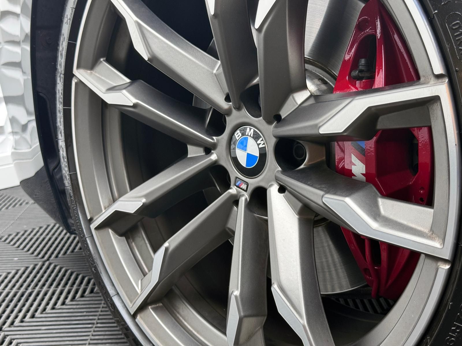 Fahrzeugabbildung BMW M40i M-PERFORMANCE/ACC/H&K/HUD/LIVE/DA+/RCAM/KEY