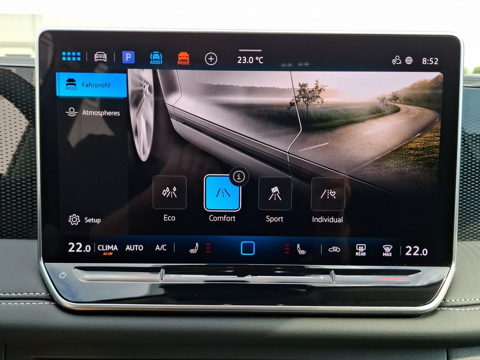Fahrzeugabbildung Volkswagen Tiguan eTSI Goal LED AHK Navi AID ACC RFK SHZ