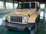 Jeep Wrangler 2.8 SAHARA Auto. Navi/Leder/Ahk - Jeep: Sahara