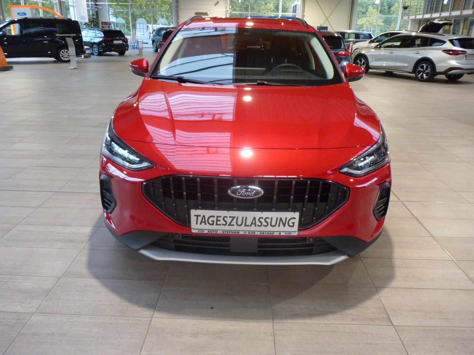Fahrzeugabbildung Ford Focus Turnier Active X Automatik/Navi