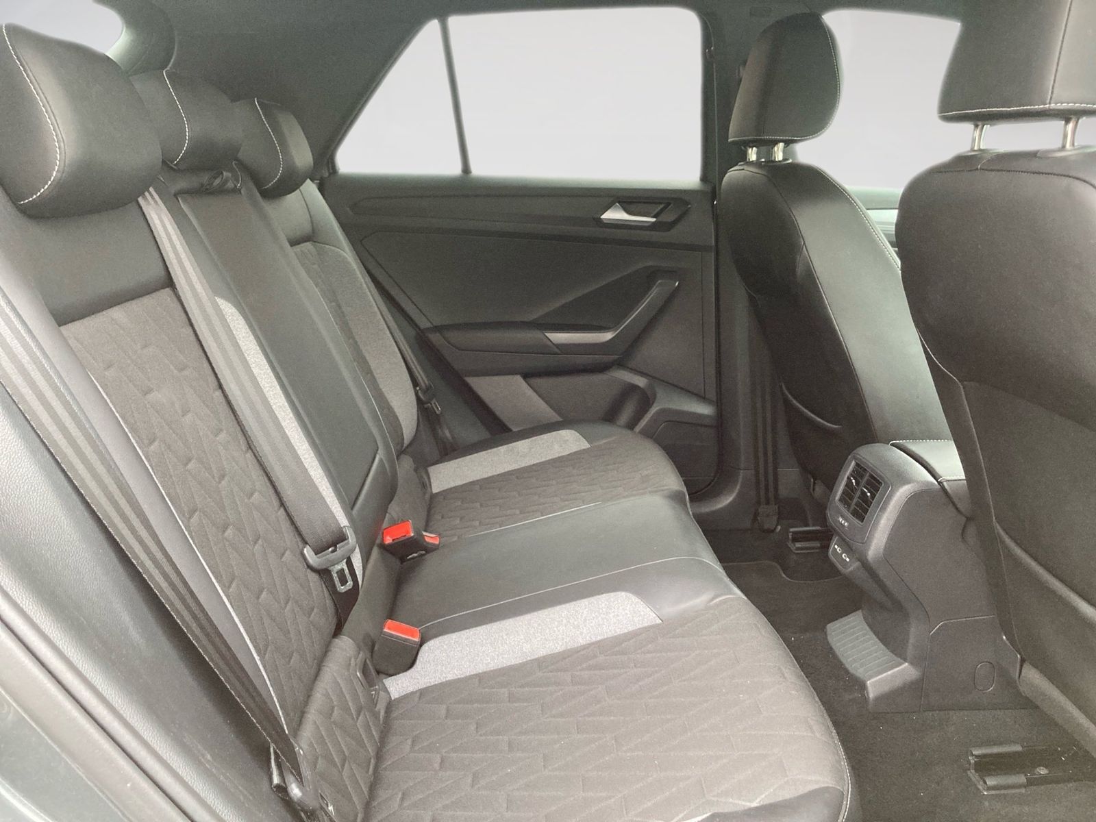 Volkswagen T-Roc - Bild 10