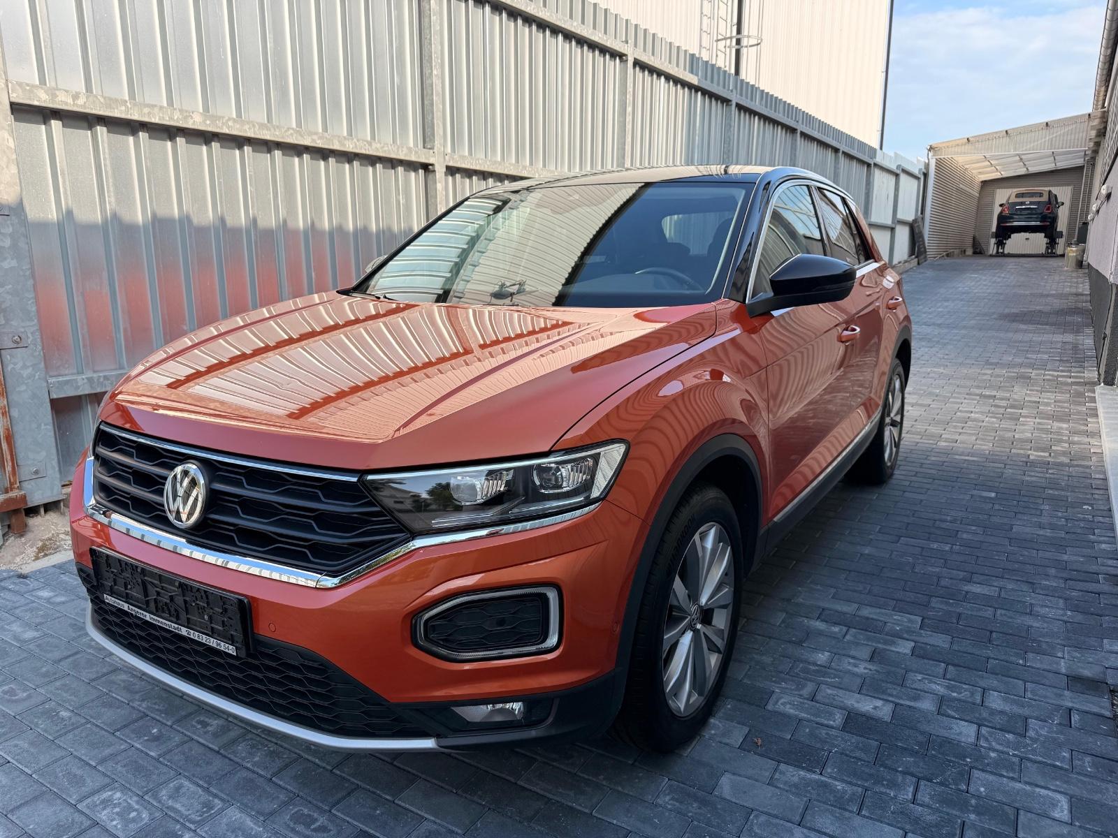 Volkswagen T-Roc Style 4Motion*AUTO*NAVI*AHK*