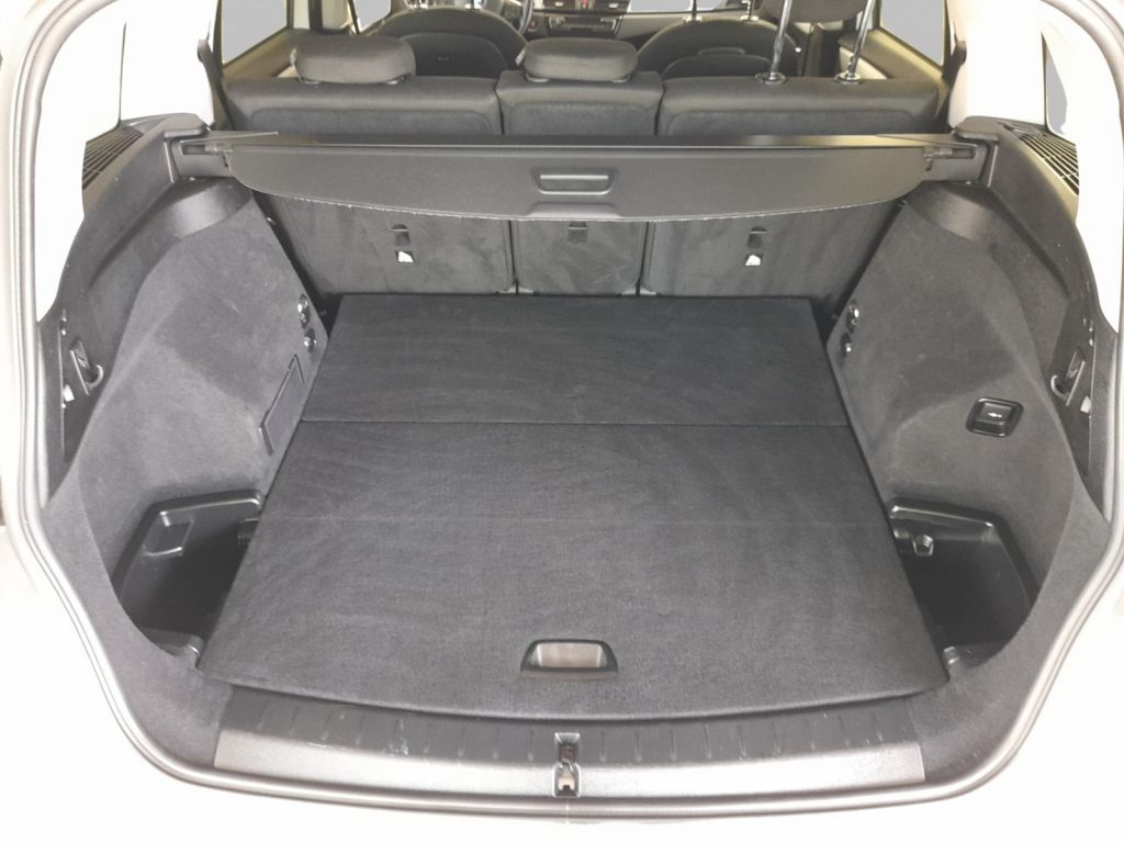 Fahrzeugabbildung BMW 216d Gran Tourer Advantage