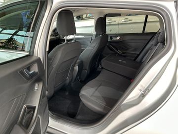 Ford Focus Turnier Titanium 1,0l Ecoboost Automatik