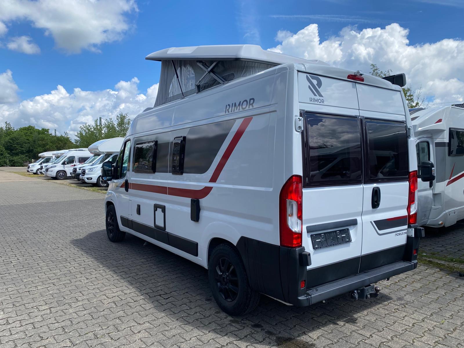 Rimor Horus 198, Einzelbetten auf 6 Meter mit PopUp