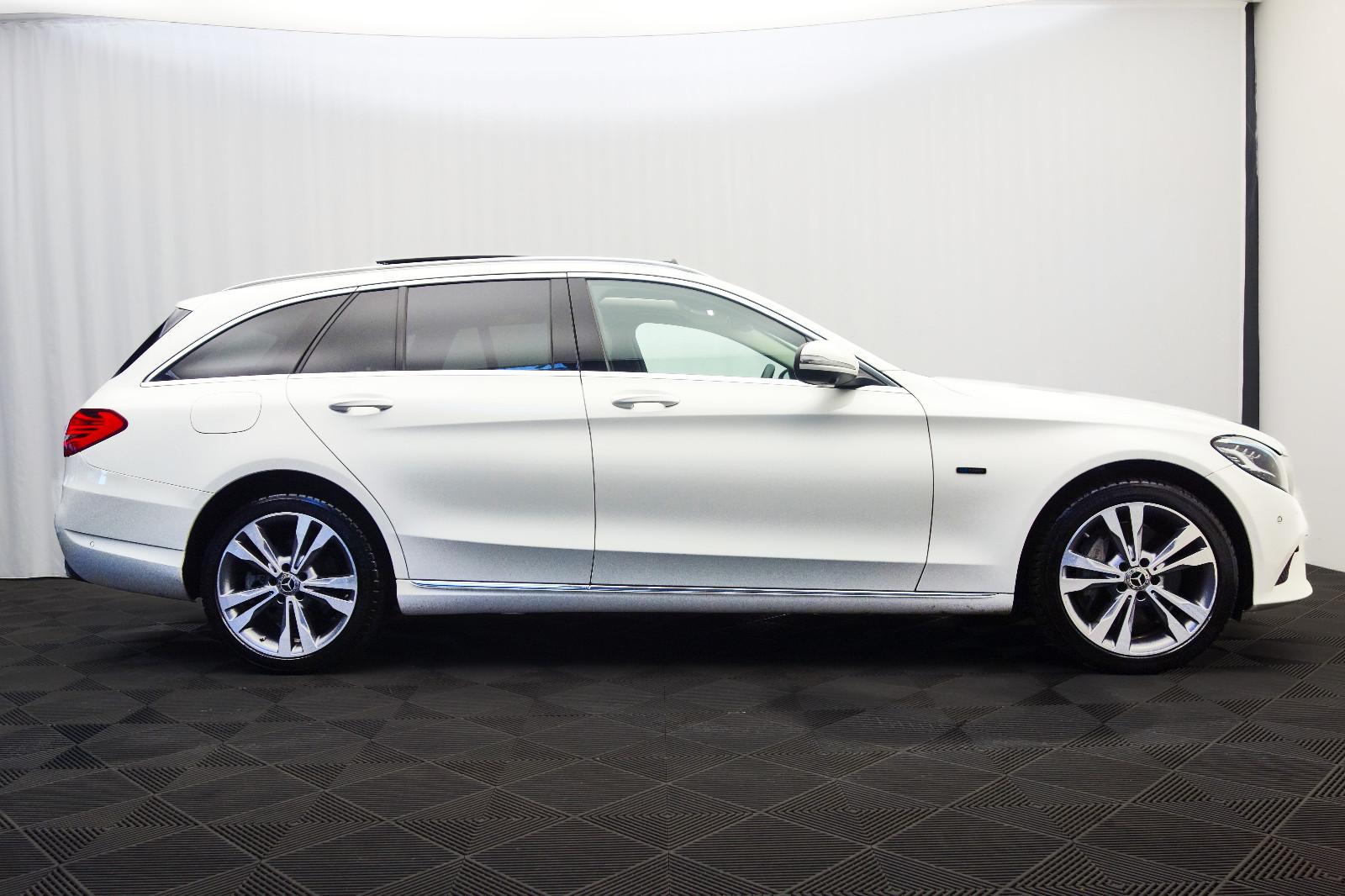 Mercedes-Benz C 300 de T *Panorama, Ambiente-Bel., SoH 93%*