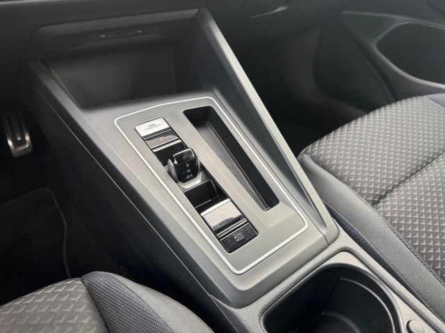 Golf 8 VIII United 2.0 TDI AHK-klappbar Navi ACC