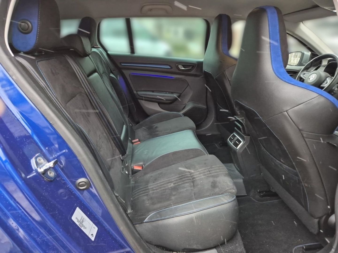 Fahrzeugabbildung Renault Megane IV Grandtour GT HUD Navi Digitales Cockpi