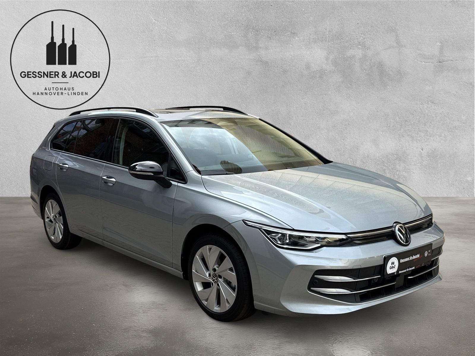 Fahrzeugabbildung Volkswagen Golf Var. Life 1,5 eTSI 110kW 7-Gang DSG Energy