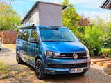 Volkswagen T6 California Beach 110kW 4Motion - blaue Volkswagen T6 California