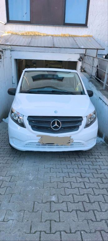 Image of Mercedes-Benz Vito