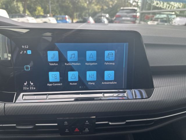 Golf VIII Variant 2.0 TDI R-Line, Pano AHK Navi