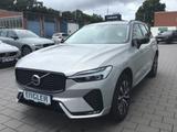 Volvo XC60 B4 (Benzin) Plus Dark PanoDach Leder Cam - Volvo Gebrauchtwagen in Lübeck